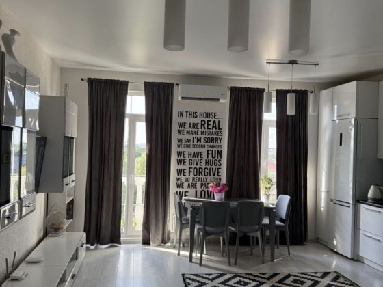 Продається 2-кімнатна квартира в ЖК Британський Квартал з автономним енергозабезпеченням Киев