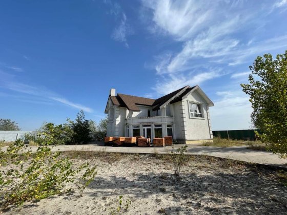 Продажа шикарного дома в Золоче,участок 15 соток у воды,Золоче,Вишенки Вишеньки