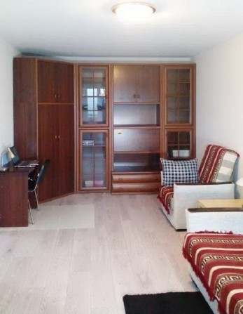 Продам 2-к квартиру вул. Кубанської України (Жукова) 49 Деснянський район - фото 1