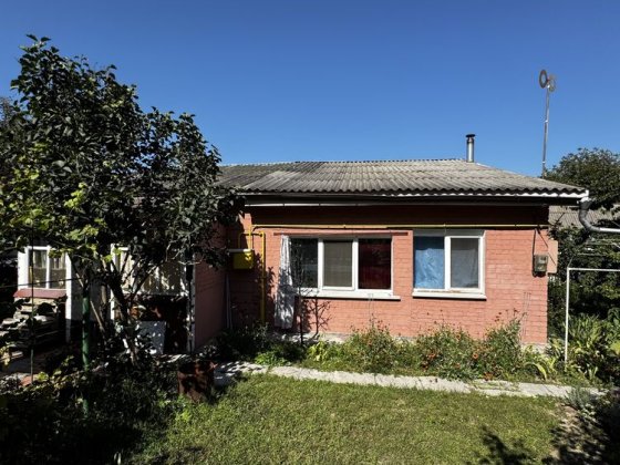 Продаж будинку біля Києва — центр Ходосівки, 14 соток землі Ходосівка