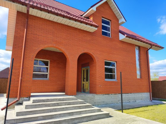 Будинок Вишеньки Бориспільського району Вишеньки