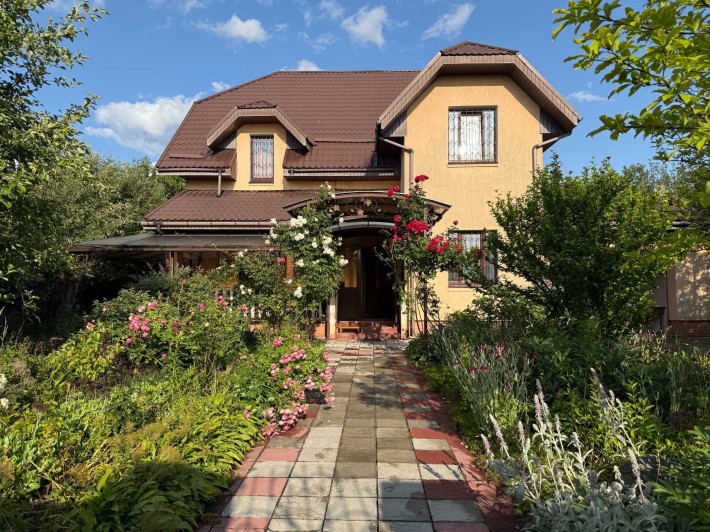 Продаж будинку Чабани, вул. Квіткова, 2 пов/Гараж, 10 сот/ 241 м2 - фото 1