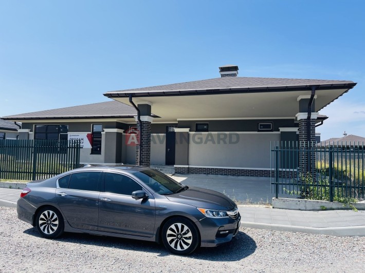 Котедж в Золоче, дім за містом 10 км від Києва! - фото 1