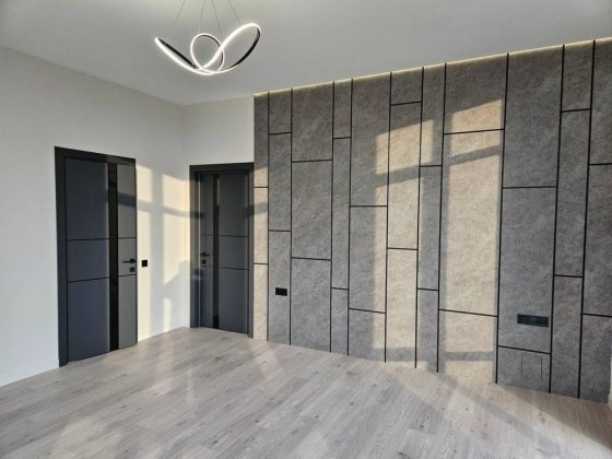 Продам дуже стильний БУДИНОК з ремонтом, закрите КМ, теплов. нас.8 сот Ходосівка