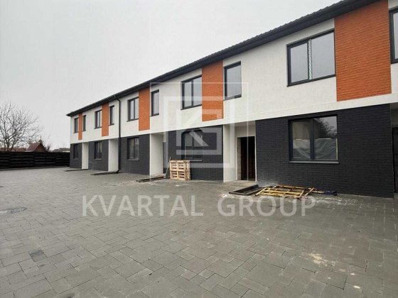 БЕЗ КОМІСІЇ!ТаунХаус 2 поверхи.Площа 100м2, 3 кімнати+кухня студія.ГАЗ Ворзель