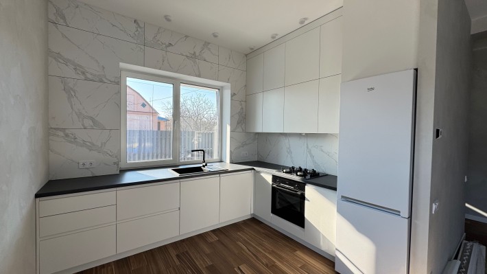 ТОП! Будинок ВІД ВЛАСНИКА з готовим ремонтом і меблями, Київ 10 хв - фото 1