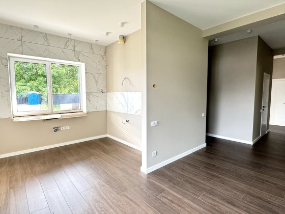 Продаю будинок з ремонтом 10 км від Києва озеро, ліс. ВЛАСНИК Гнедин