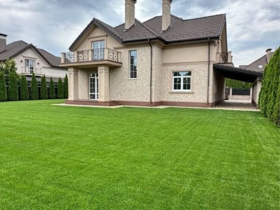 Продаж будинка. Висока якість будівництва. Закрите КМ. 10 соток.Газ Вишенки