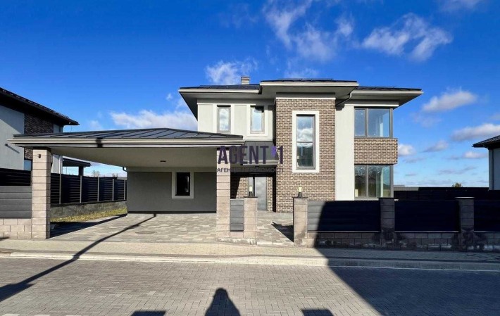 Продаж нового будинка 180 кв.м., в закритому комплексі. - фото 1