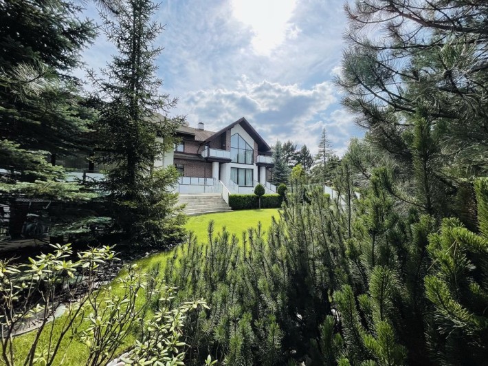 Продам будинок закрита вулиця з ремонтом Гореничі Стоянка Ліс - фото 1