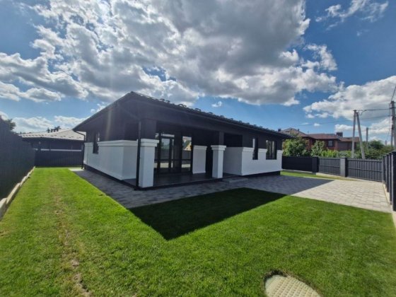 Продаж будинку 120м2 в Гореничах з новим ремонтом з підвалом, є газ ! Гореничі