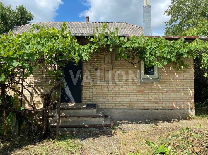 Продаю цегляний будинок Гореничі- центр участок 22 сотки - фото 1