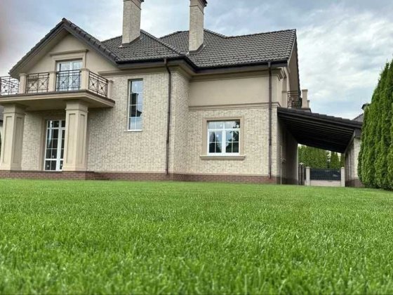 Продаж Будинку в коттеджному містечку 240 м2 на 10ти сотках Вишеньки