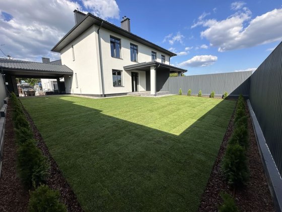 Дуплекс із закритою територією Белогородка