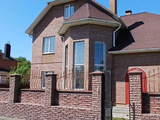 Дом с ремонтом 300м2/12 соток, +200м2 Коттедж Гореничі