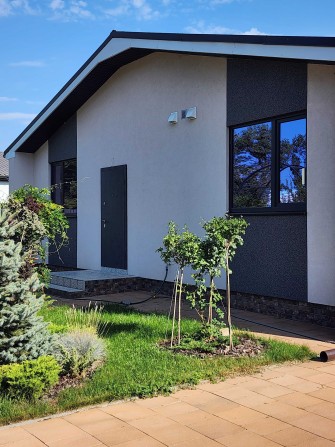 Вітаю. Відділ продаж. Продам якісний будинок в передмісті Києва. - фото 1