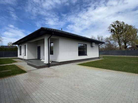 Будинок із ремонтом, с. Гнідин Гнедин