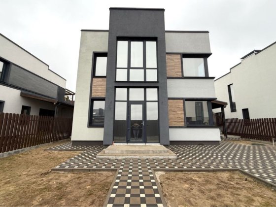 Продаж просторого будиноку у КМ «Сонячний схил» с. Лісники! Лісники