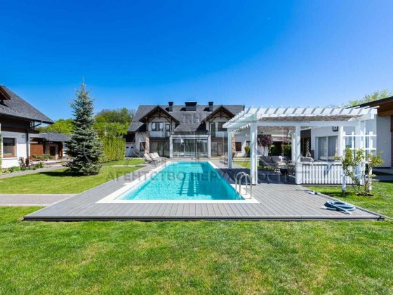 Лісники Резиденція Преміум-класу/SPA Комплекс+Гостьовий Будинок/27 сот Лесники