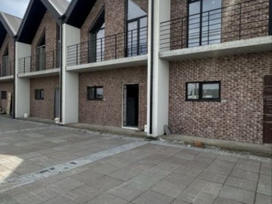 Таунхаус 106 м², ЖК «Балатон», 10 хв метро Оболонь, без ремонту Нові Петрівці