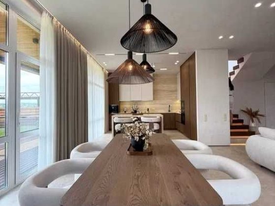 Продаж БУДИНКУ з ремонтом в Ходосівці. 200 м2 7.5 соток ГАЗ Ходосівка