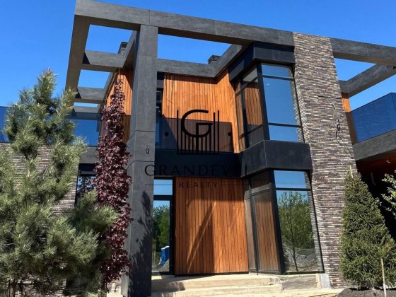 Продаж / Будинок / Ватутіна, Лісники Лісники