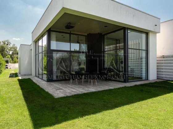 Продаж будинку 250м2, с. Лісники, Обухівський р-н Лісники