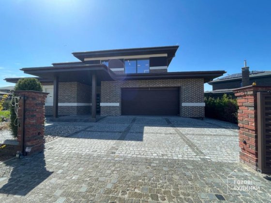 Новий будинок з ремонтом в Ходосівці | 268 м2 | 9 соток | Охорона Ходосівка