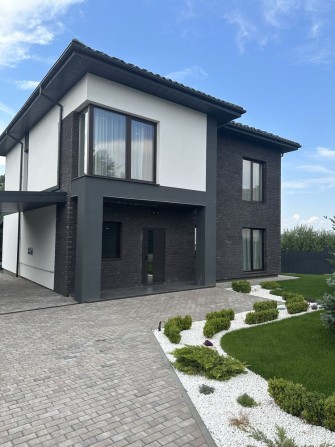 БУДИНОК з ремонтом. Газифікований. 12 сот. Автонавіс. Ланшафт. дизайн - фото 1