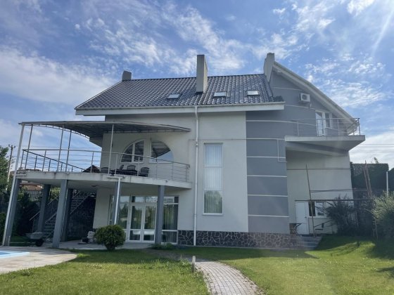 Продаж будинку з басейном в Лісниках 380 м2 Лісники