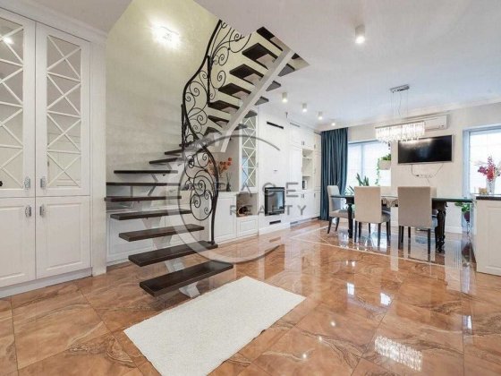 Продаж будинку в КМ “Чарівні стежки”, с. Лісники, Обухівський район Лісники