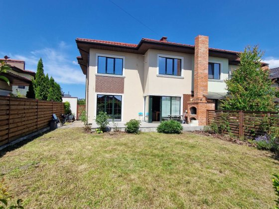 Продається будинок дуплекс  Київська обл.с. Нові Петрівці  КМ Балатон Нові Петрівці