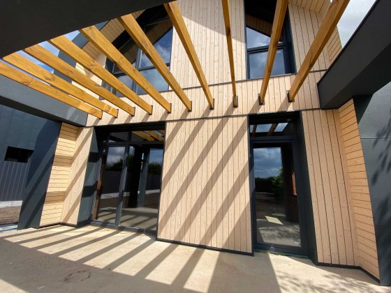 Будинок з супер вишуканою архітектурою.Камін і скидка 5К$ в подарунок. Гореничи