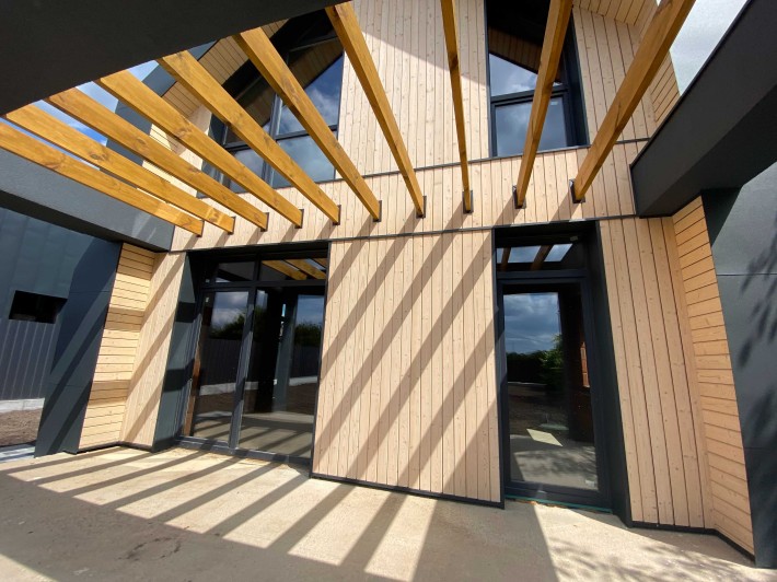 Будинок з супер вишуканою архітектурою.Камін і скидка 5К$ в подарунок. - фото 1