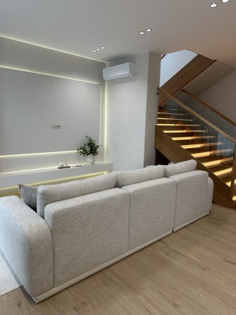 Новий ДИЗАЙНЕРСЬКИЙ будинок | Басейн | 5 кімнат | ГАЗ - фото 1