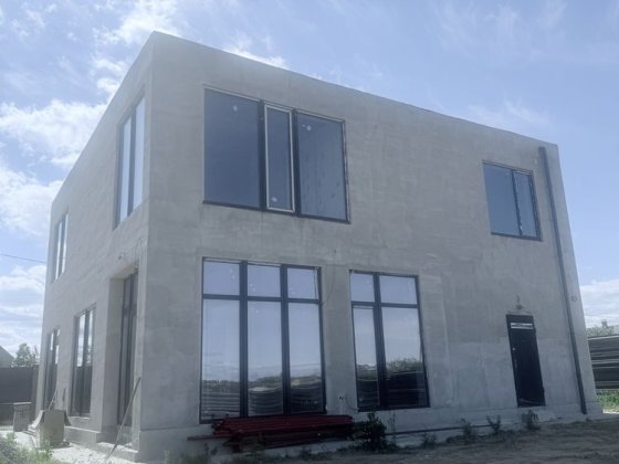 Продажа дома ,бомбоубежище.Вышгородский район.с.Новые Петровцы Без% Нові Петрівці