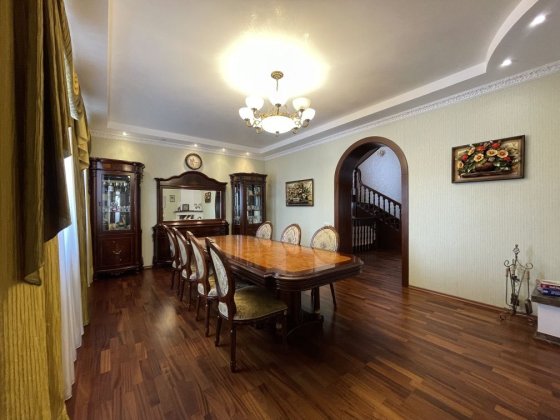 Продам розкішний будинок під Києвом Гореничі