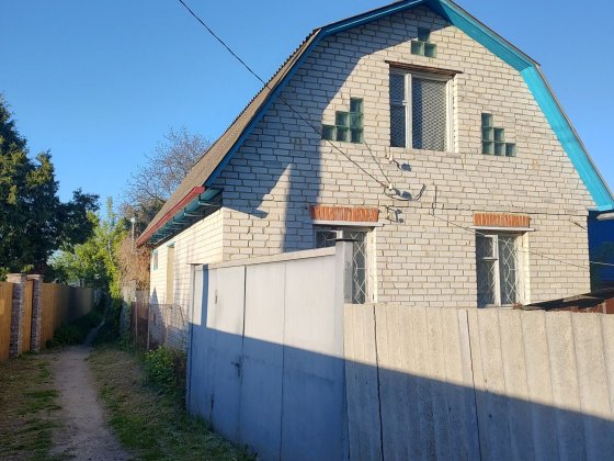 Продаж будинку в центрі Підгірці