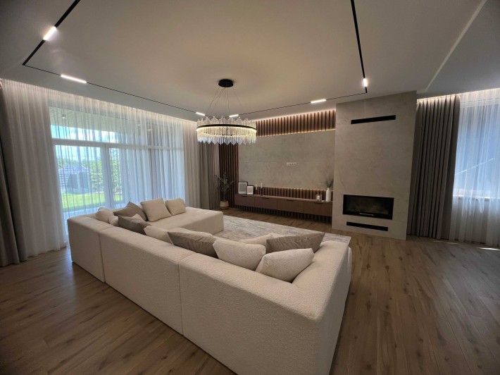 Будинок з ремонтом | 230м2 | 10 соток | Віта-Поштова | Без Комісії - фото 1
