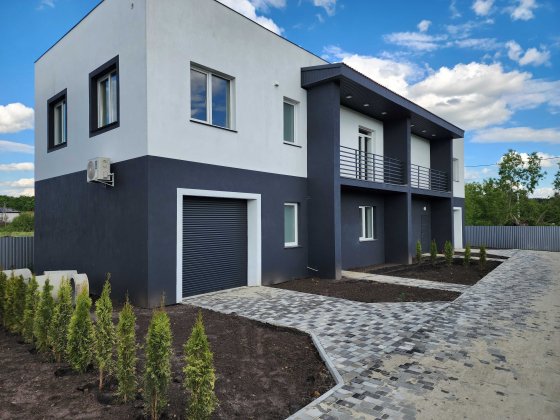 Вітаю. Від забудовника. Продам будинок_ дуплекс з чистовим ремонтом. Віта-Поштова