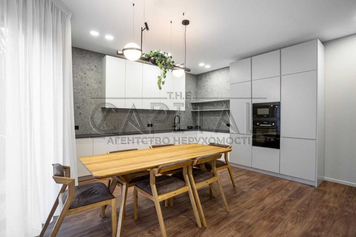 Продаж 4-кімн дизайнеського 238 м2 таунхаус Віта-Поштова ГАЗ ПІДВАЛ - фото 1
