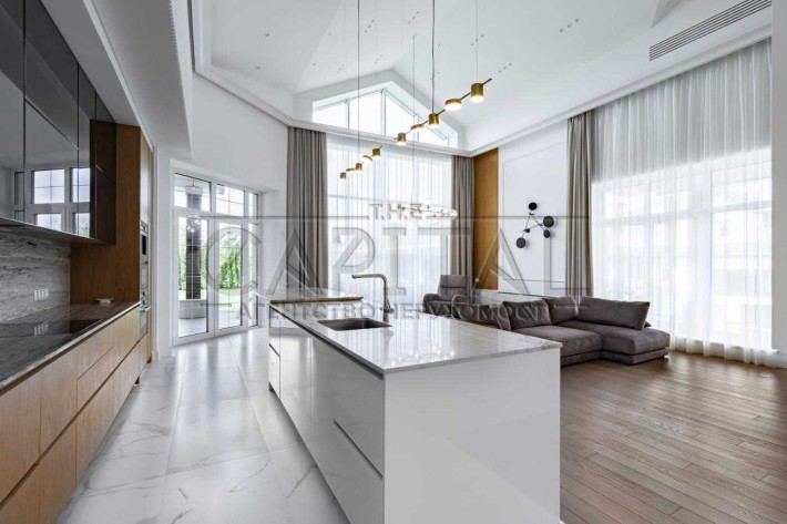 Продаж одноповерховий будинок (350м2) з басейном КМ Green Hills. - фото 1