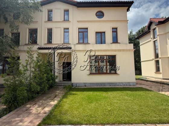 Продам Дуплекс 3 поверх. в с.Підгірці Підгірці