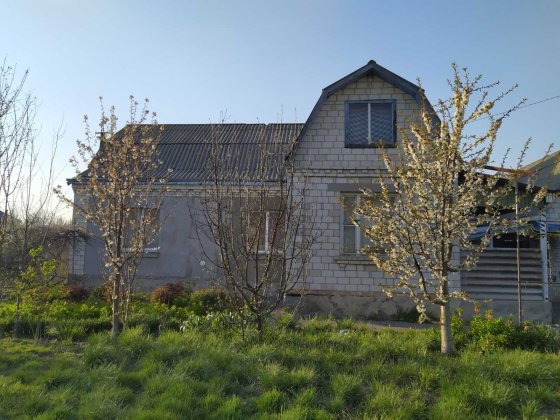 Продам  утеплений будинок в Кагарлику Кагарлык