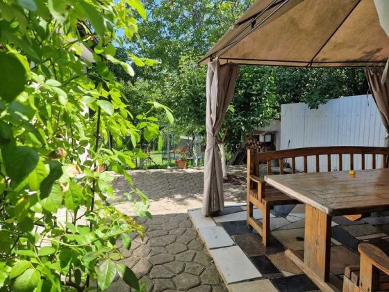 Продам будинок з ремонтом 100м.кв  в смт Глеваха! Глеваха