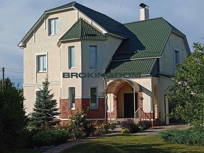 Будинок 300 кВ.м. + 15 сот. с.Глеваха - фото 1