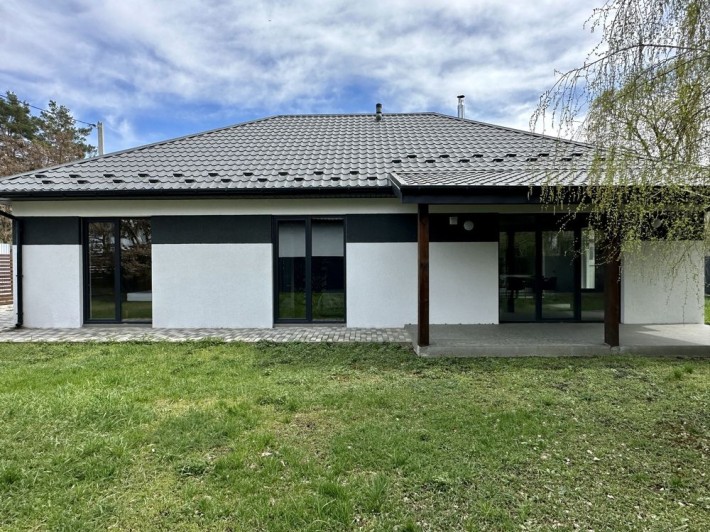 Будинок з ремонтом неподалік Бучанського парку, вʼїзд в Блиставицю - фото 1