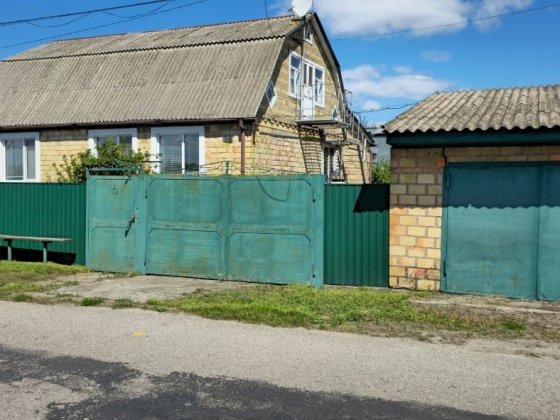 Просторий будинок з садом і  ділянкою ОСГ у подарунок! Велика Олександрівка