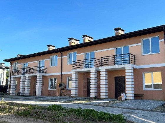 Таунхаус з землею під Києвом (Горенка, Гостомель, Пуща Водиця) Горенка