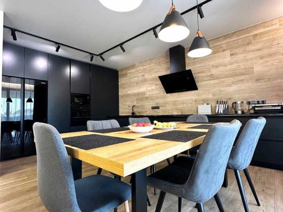 Продаж будинку з ремонтом меблями та басейном с Гора 10 хв до Києва Кедина Гора